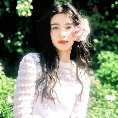 美女和液体人